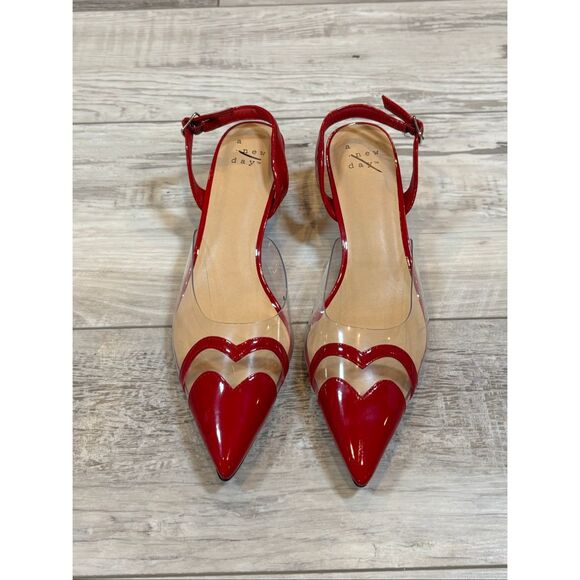 A New Day Eleanor Heart Slingback Kitten Red Heels Size 8 - Picture 3 of 11